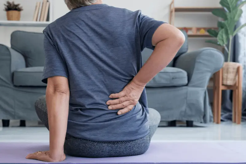 A Man in Miami, FL, Suffers with Pain from a Herniated Disc